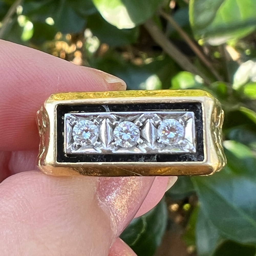 VINTAGE 18K YELLOW GOLD BLACK ENAMEL DIAMOND ORNATE GYPSY STYLE RING LARGE HEAVY